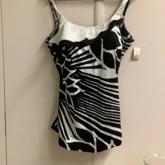 SirenII Other - NWT Siren sz46 Orig$55 One piece. Sliming suit.